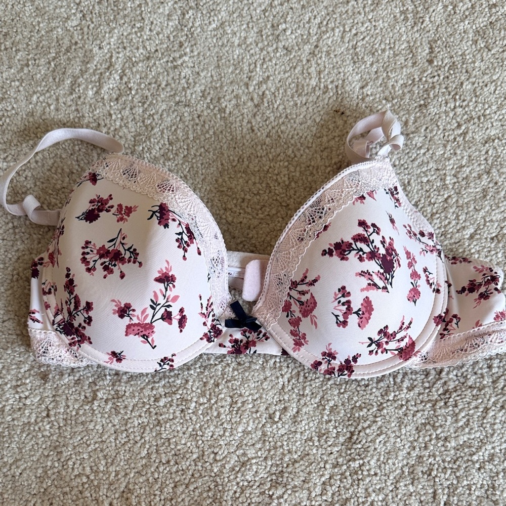 Set of Six  Floral and Solid Women's Bra Set - Picture 7 of 7